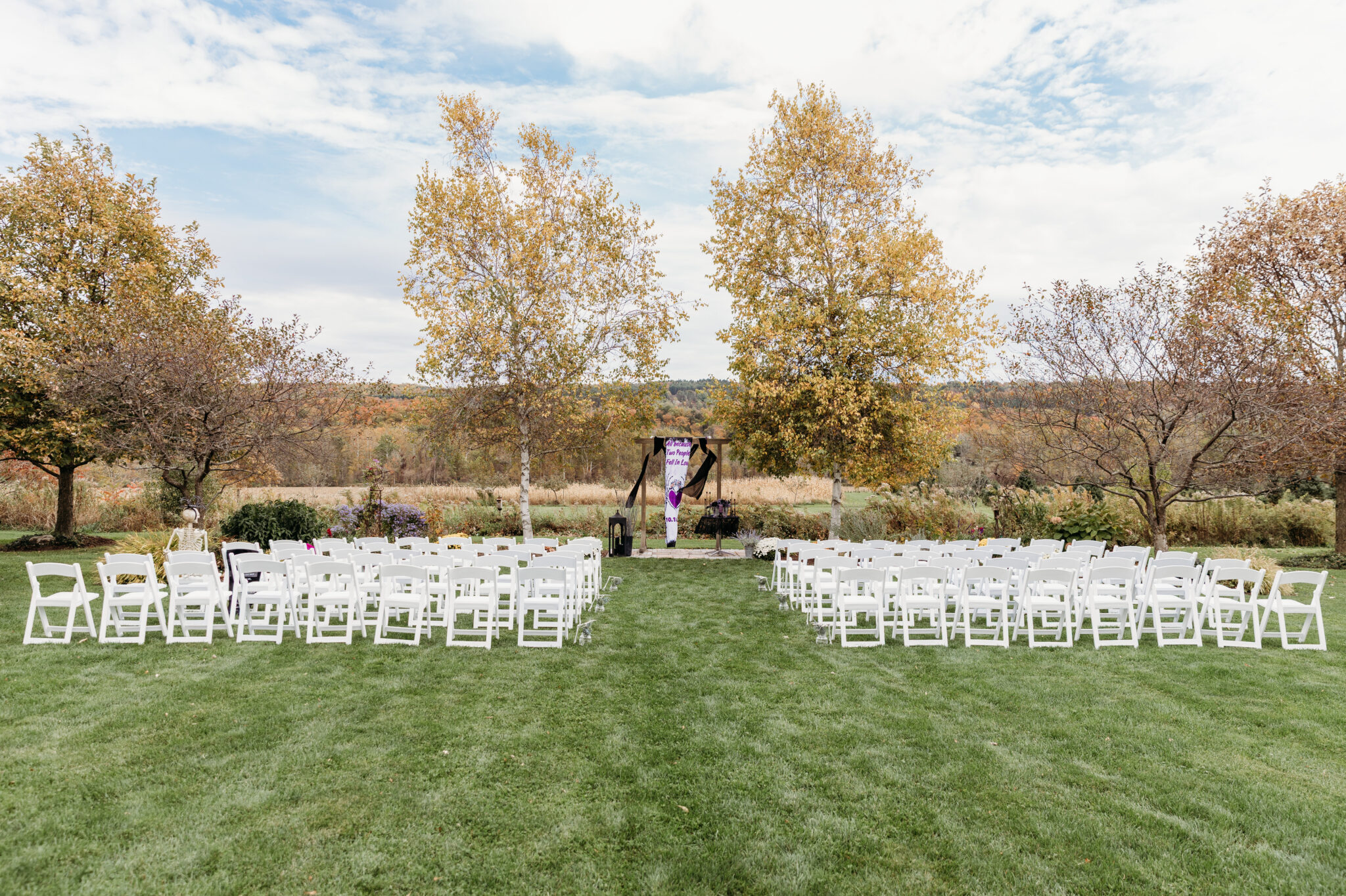 Read more about the article How to Choose a Wedding Venue That Photographs Beautifully in Central New York