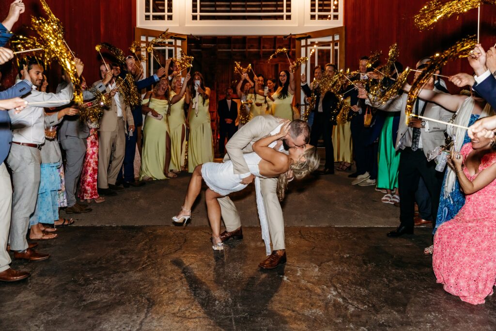 Best View Barn – Munnsville, NY Wedding