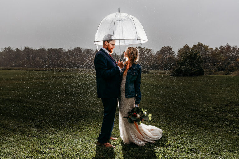 Read more about the article Rainy Wedding at The Silos of Seneca | Megan and Lucas