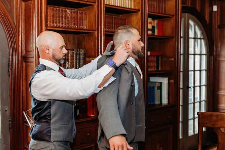 Read more about the article Choosing a Wedding Photographer in Syracuse, NY
