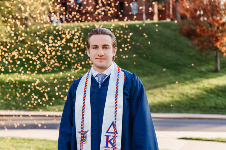 How to Make Your Senior Photos Actually Look Like You